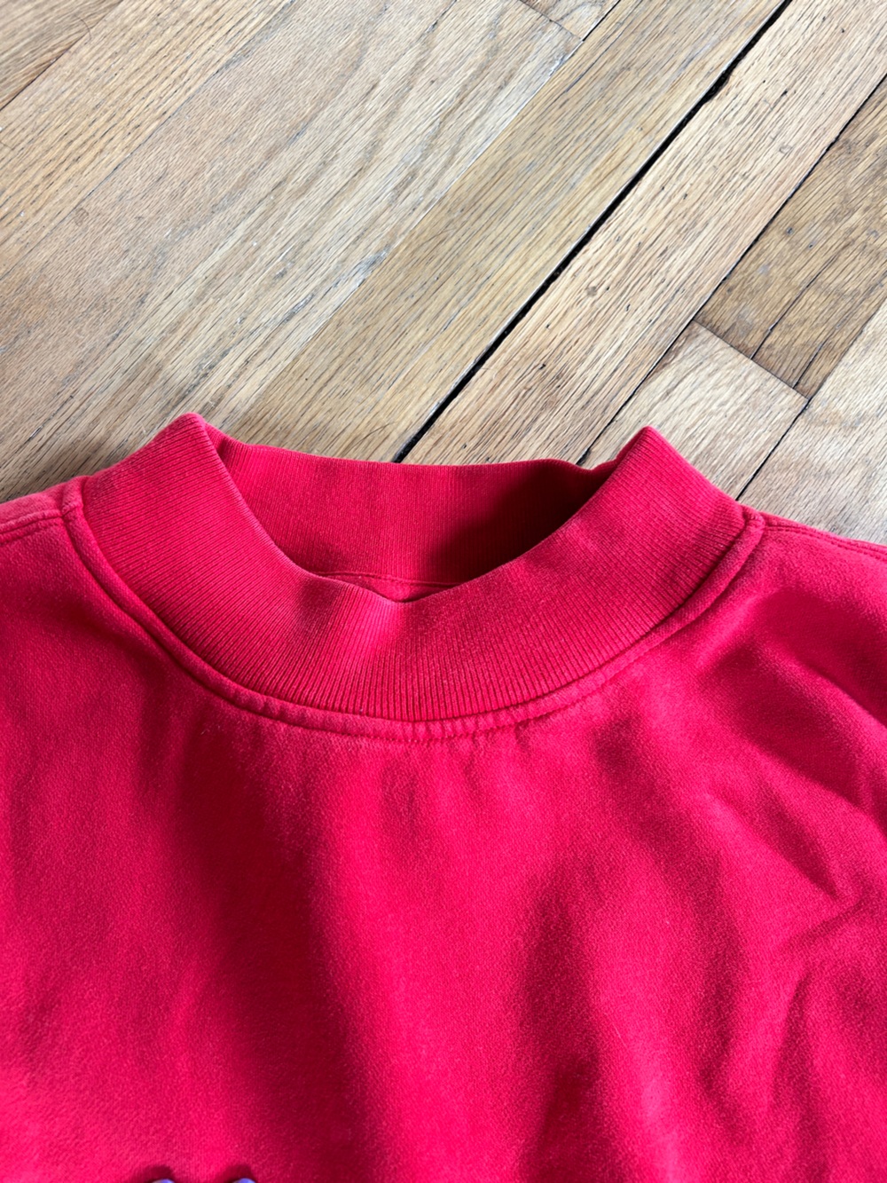Red mockneck - Picture 2 of 5